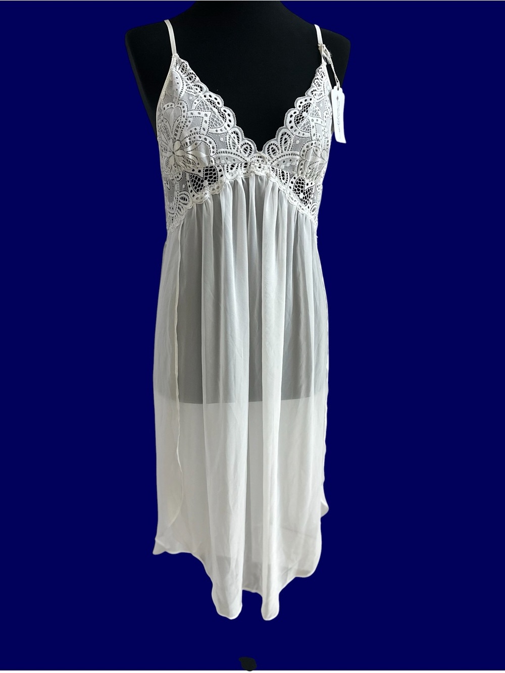 In Bloom White Sheer Lace-Trim Chemise with V-Neck Size L